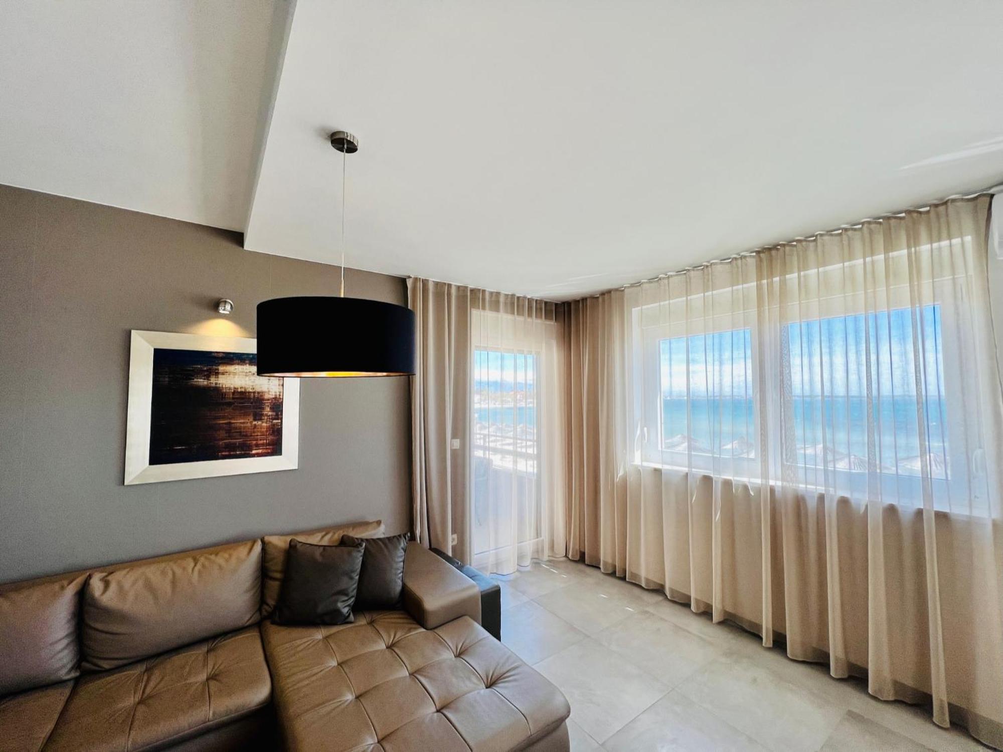 Apartments The Beach Resort Vir Exterior foto